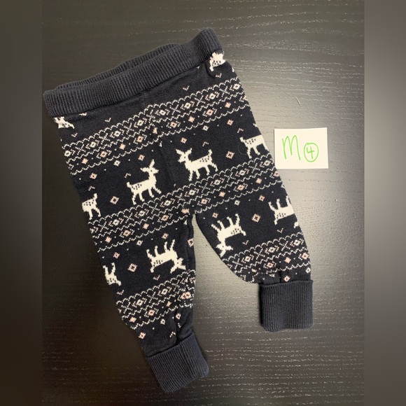 Joe Fresh Other - ⭐️2/$5.00⭐️ Joe Fresh 3-6m Knit Black Pants with Reindeer Print